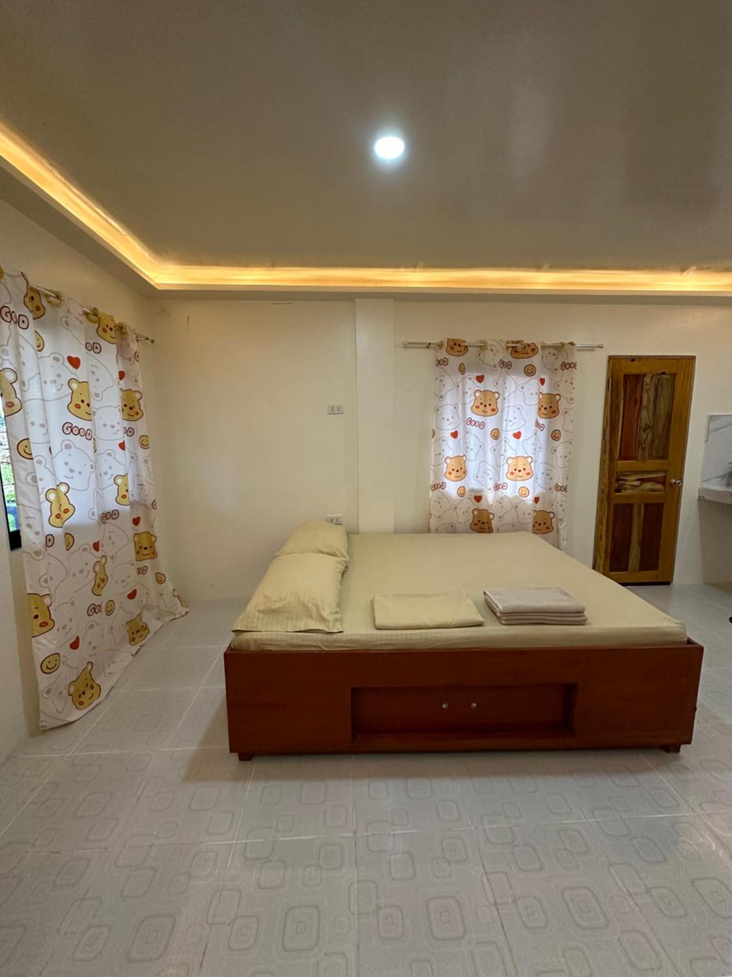 Cris & Mar Homestay Burgos  Exterior foto